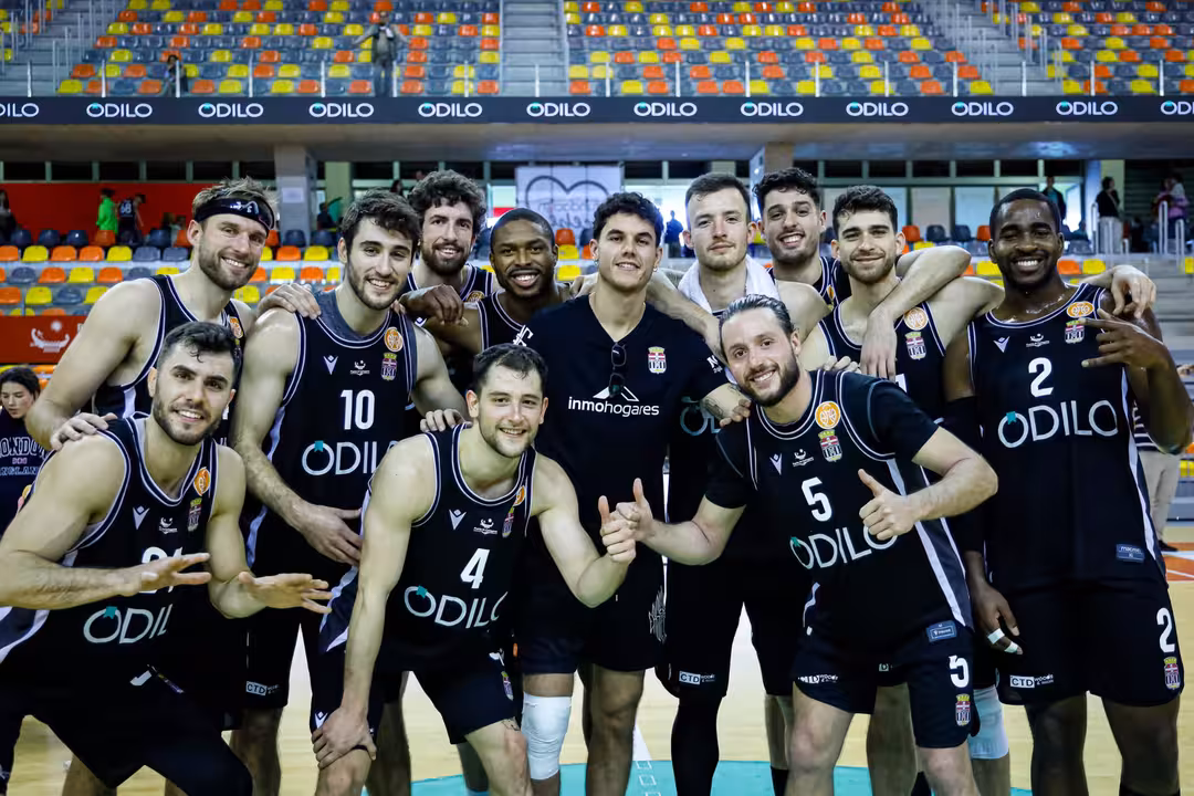 Foto de familia del equipo/Foto: ODILO