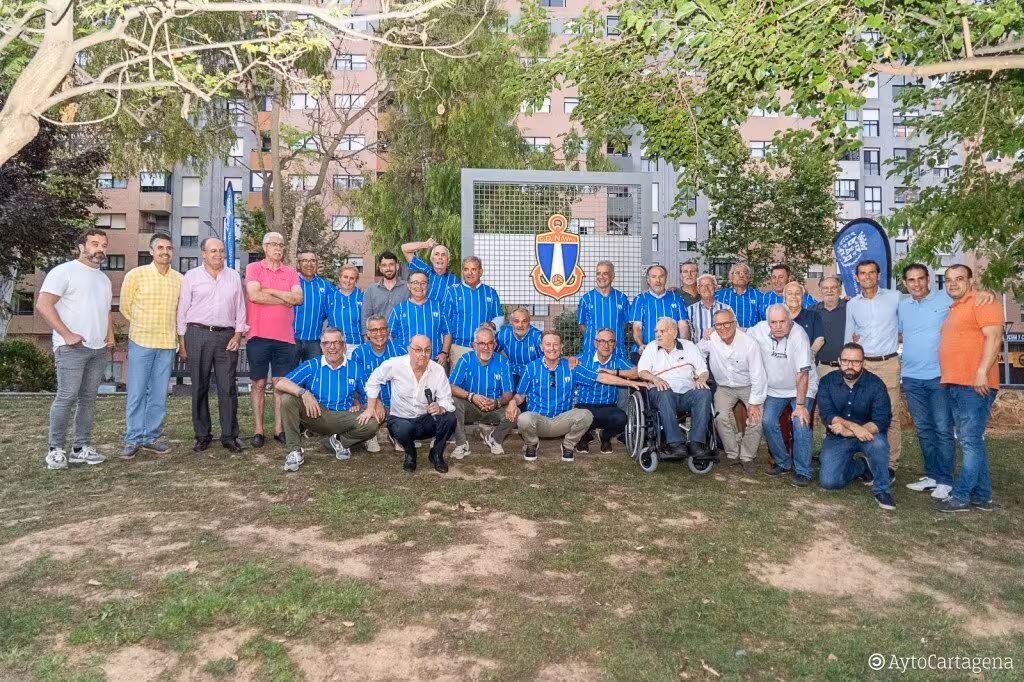 Homenaje al CD Naval en el parque de Los Juncos, el origen de todo/CARTAGENA.ES