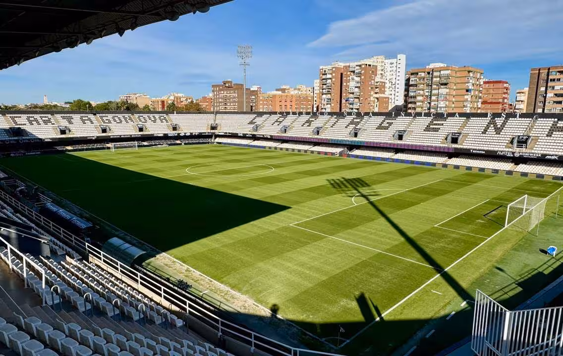 Aspecto del municipal Cartagonova horas antes del inicio del choque/Foto: FCC