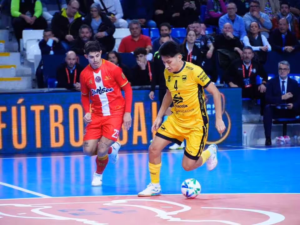 Gran victoria de Jimbee Cartagena en semifinales ante Pe&ntilde;&iacute;scola/Foto: SERVIGROUP PE&Ntilde;&Iacute;SCOLA