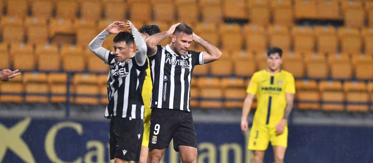 El conjunto cartagenerista ofreci&oacute; una mala imagen la pasada semana en su visita al Villarreal B/Foto: FCC