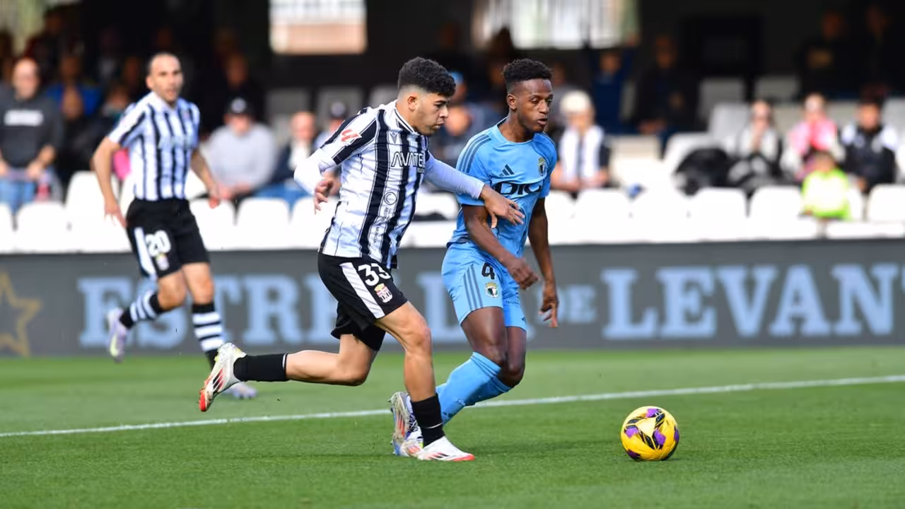 Jugada de ataque de El Jebari, que fue titular en el once de romo/FOTO: FCC