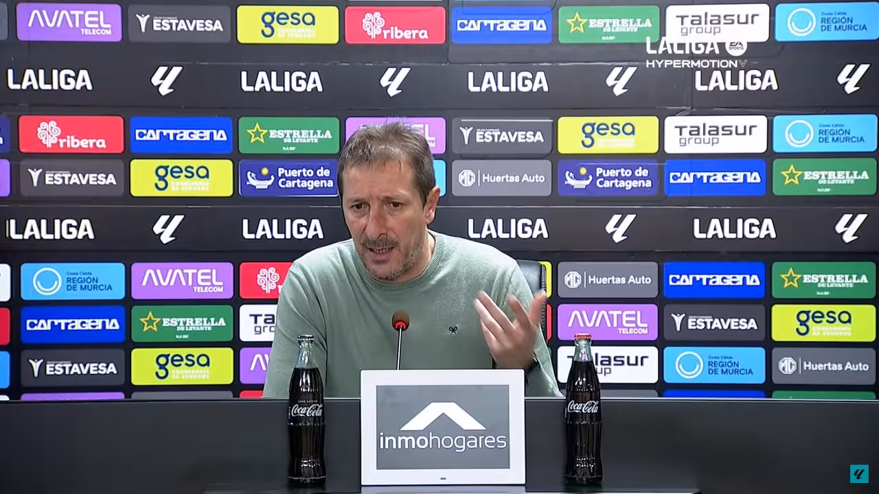 Ramis comparece en la sala de prensa del Cartagonova tras la victoria de los suyos/LA LIGA HYPERMOTION