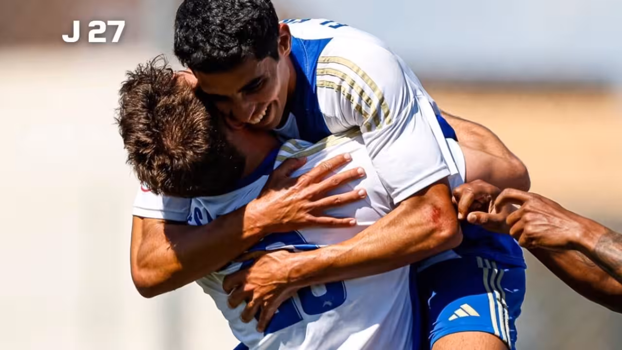 Los jugadores de La Unión celebran la remontada ante el Xerez/FOTO: LA UNION ATLETICO