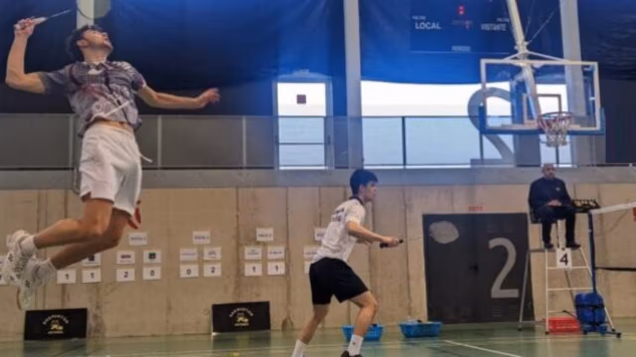 PORTADA BADMINTON