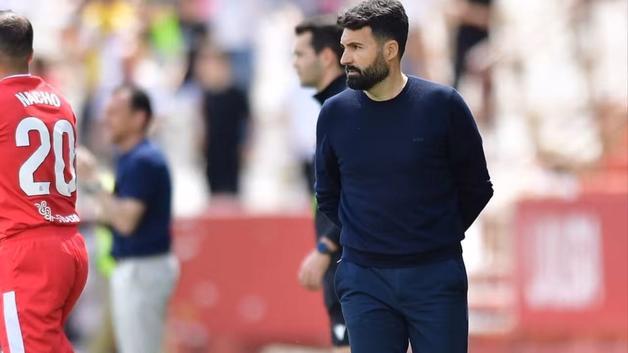 Romo sigue sin saber lo que es ganar un encuentro como entrenador albinegro/FCC