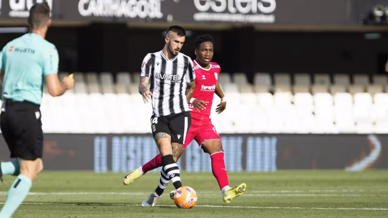 Álex Millán dejó buenas sensaciones en la segunda vuelta en el Cartagonova/FCC