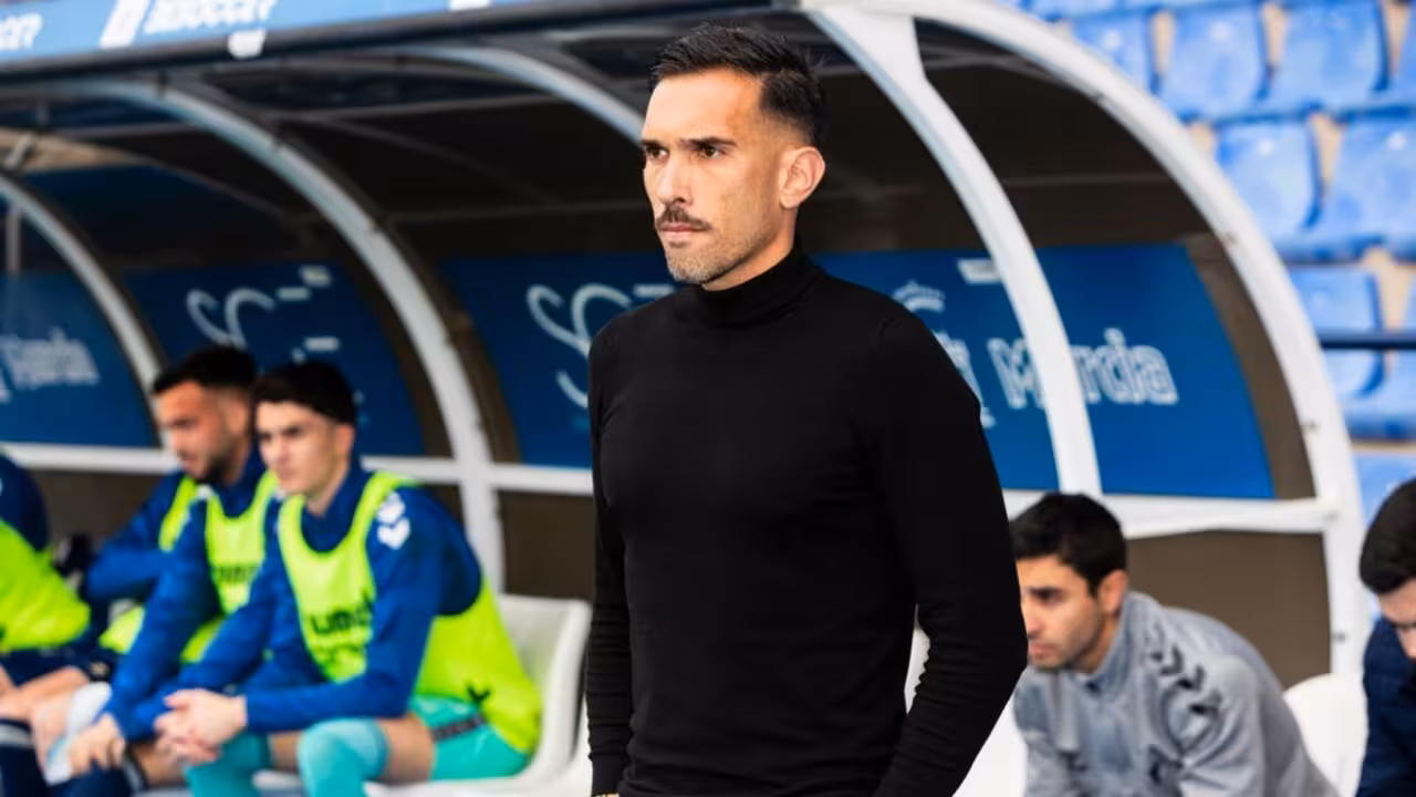 Raúl Guillén, entrenador del FC Cartagena "B" ya cuenta con el grueso de la plantilla para la próxima temporada/Foto: UCAM MURCIA