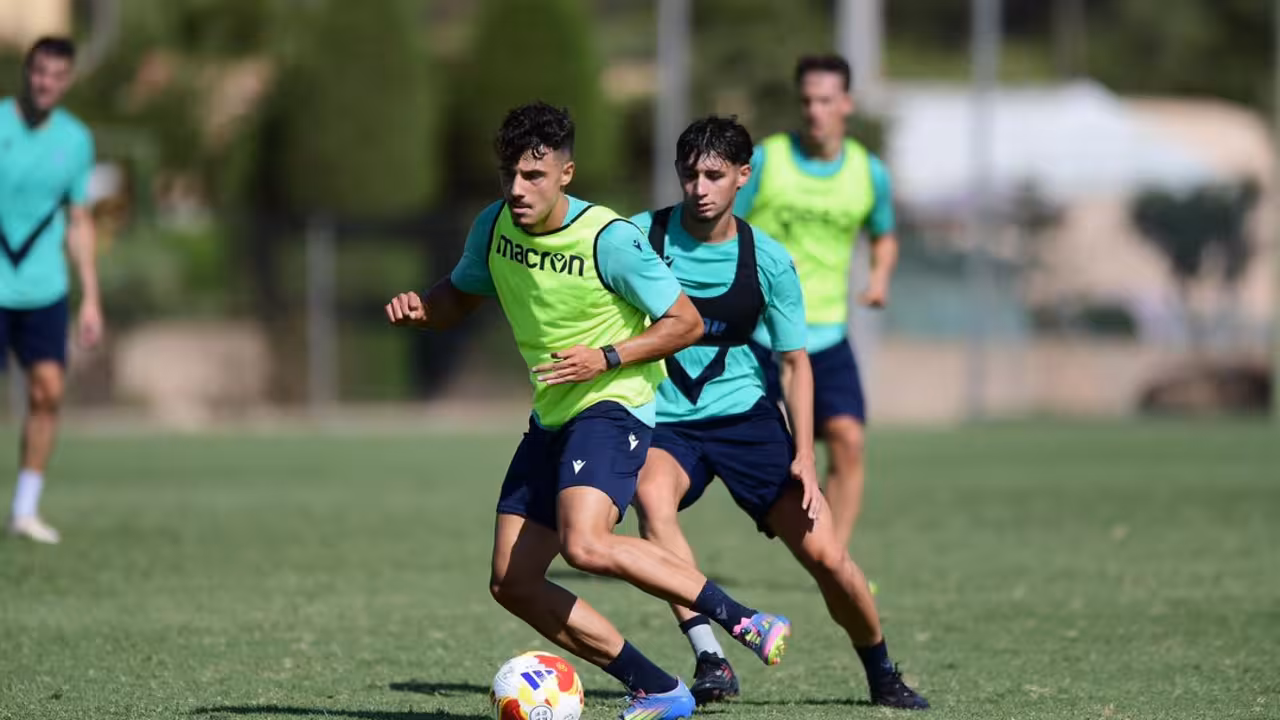 El equipo albinegro continúa con los entrenamientos planificados en la pretemporada/Foto: FCC