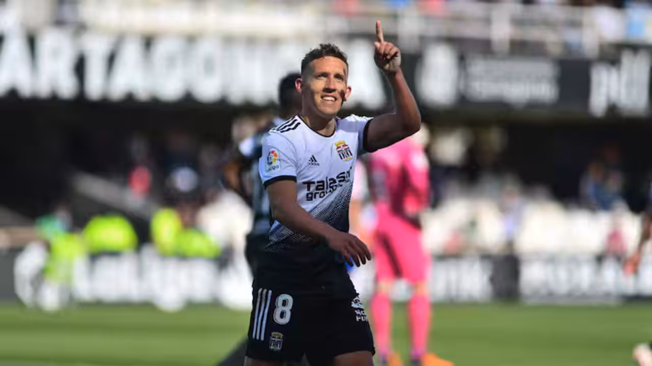 De Blasis volverá al Cartagonova en su 'último baile' con la casaca blanquinegra/Foto: FC CARTAGENA