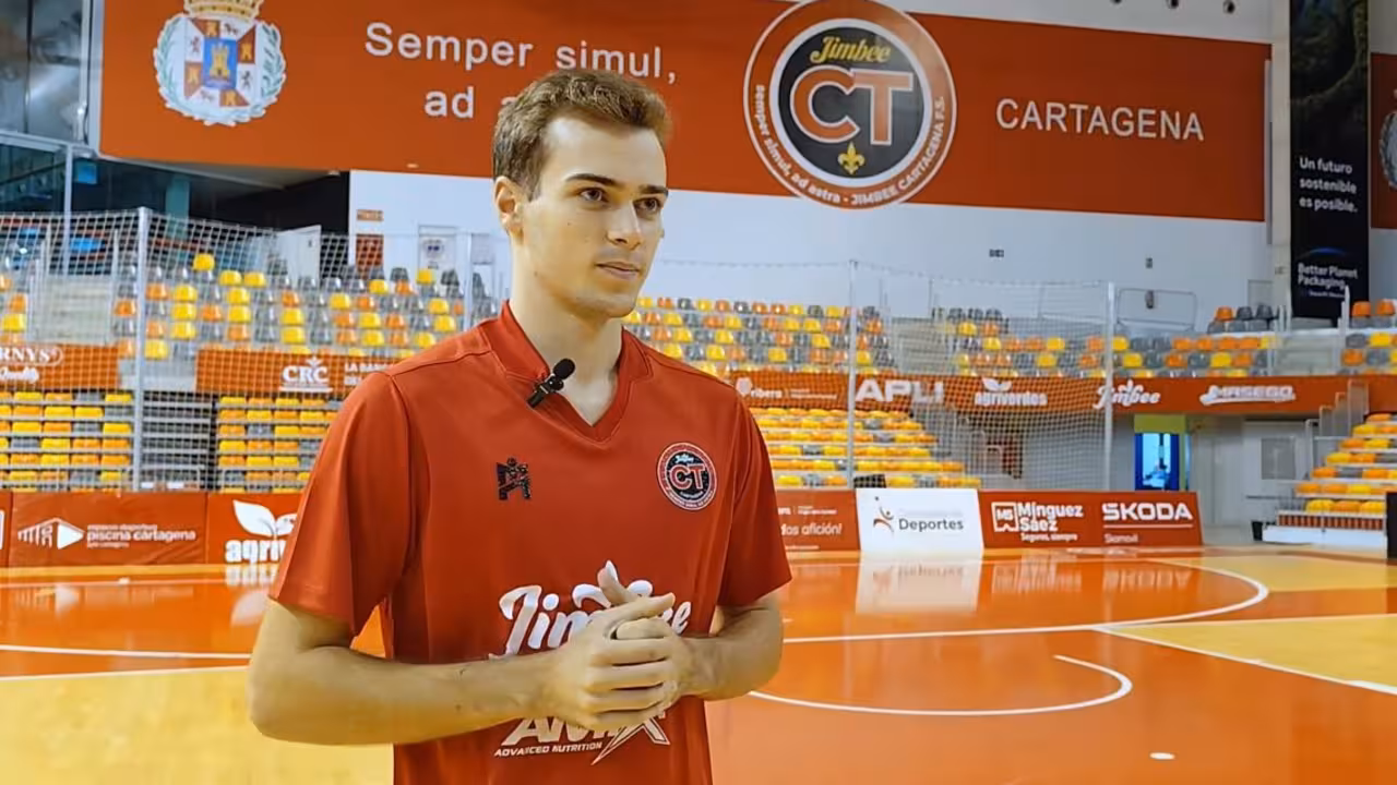 Carlos Alonso: cantera al poder en el equipo de Duda/Foto: JIMBEE CARTAGENA