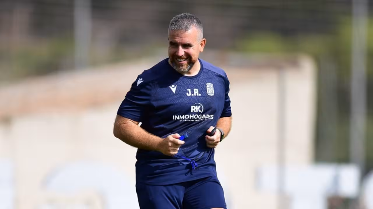 Javi Rey enfatiza que el único objetivo es el Hércules, sin pensar en el doble compromiso de la próxima semana/Foto: FC CARTAGENA