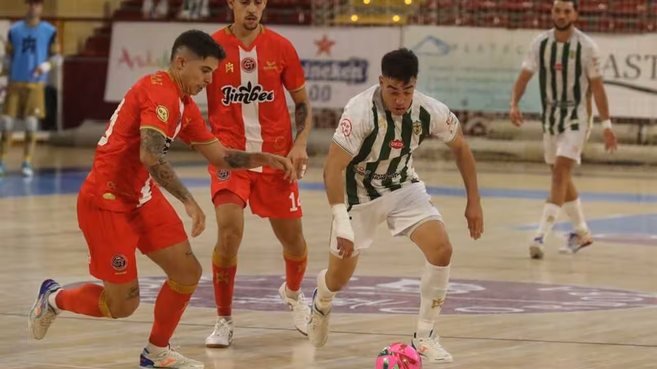 El equipo de Duda fue superior en todo momento al Córdoba/Foto: JCT