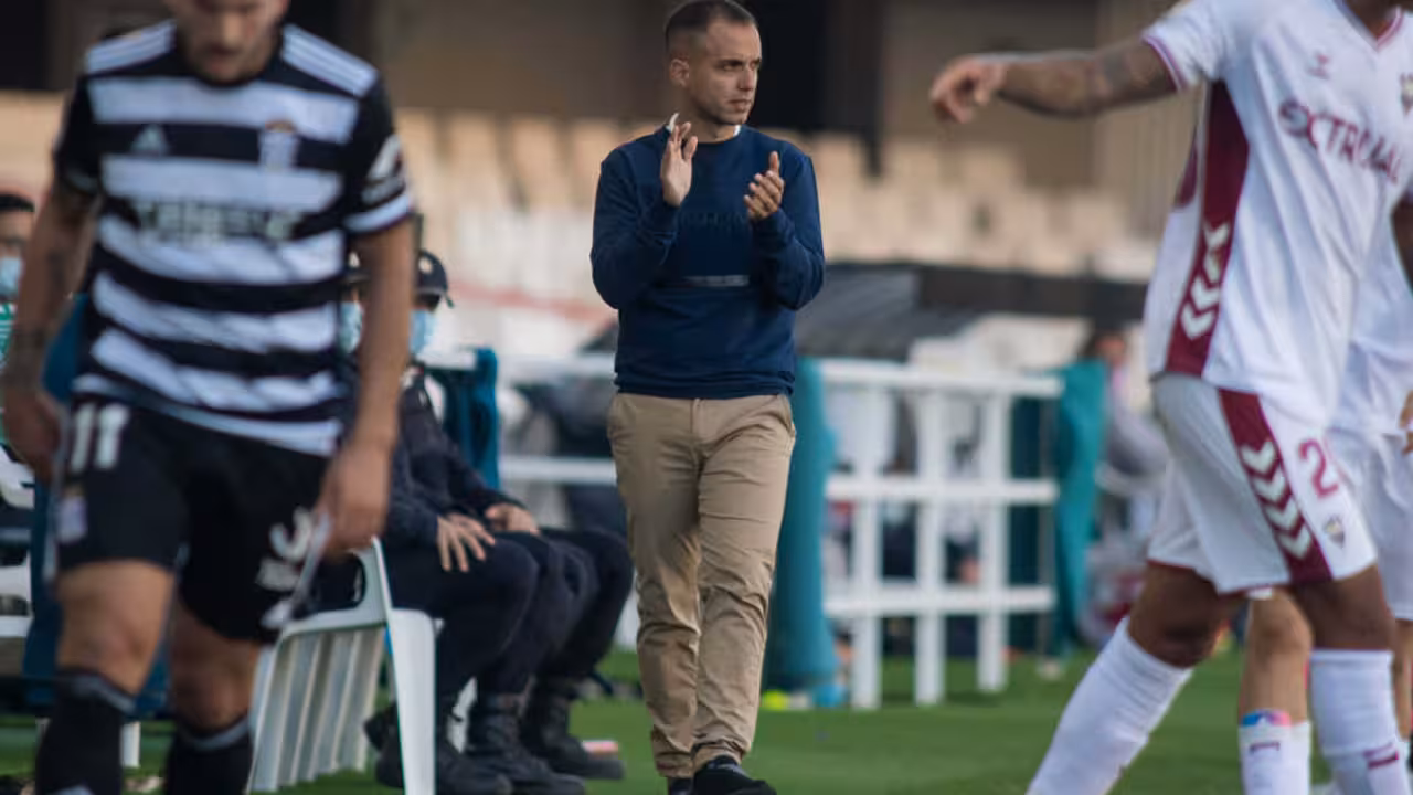 Borja Jiménez en una imagen de archivo durante un encuentro en el Cartagonova/Foto: FC CARTAGENA