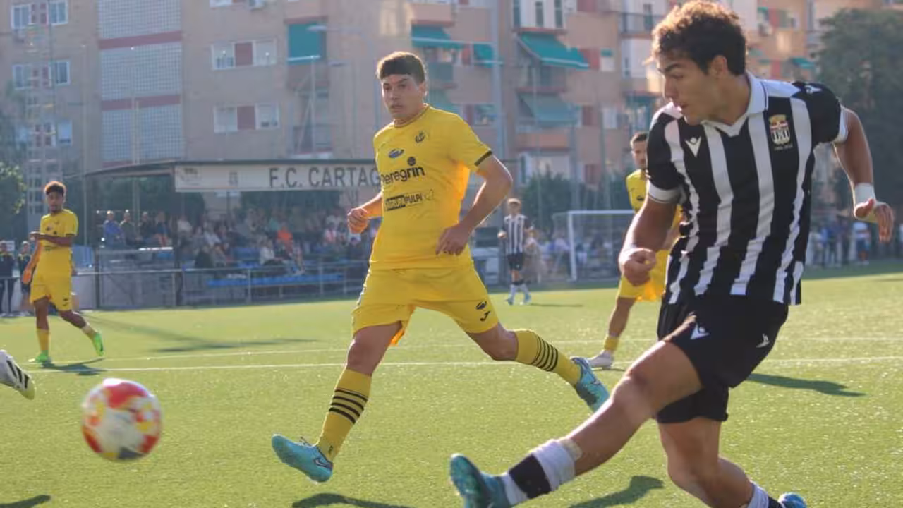 El filial albinegro se estrellaba este domingo en casa ante el Pulpileño/Foto: FCC CANTERA