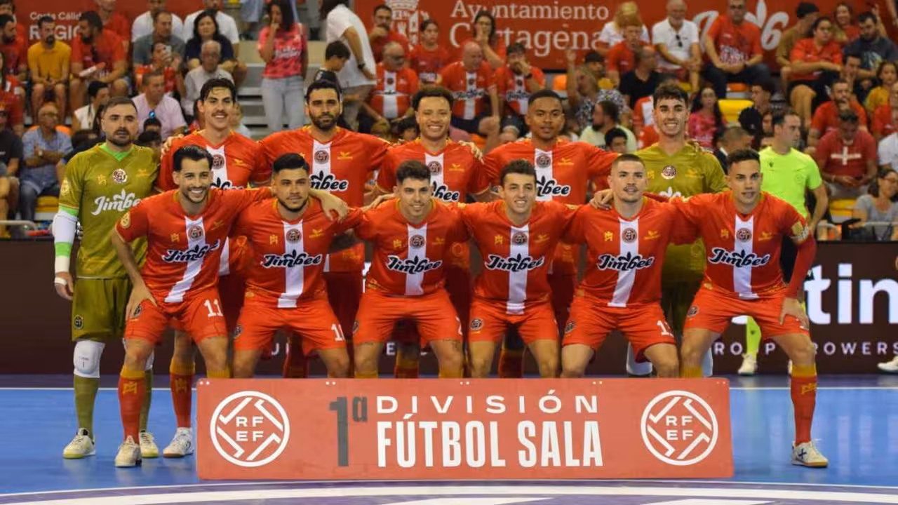 Ante el Barça, el equipo de Duda volvió a cuajar un encuentro a gran nivel/Foto: JIMBEE CARTAGENA
