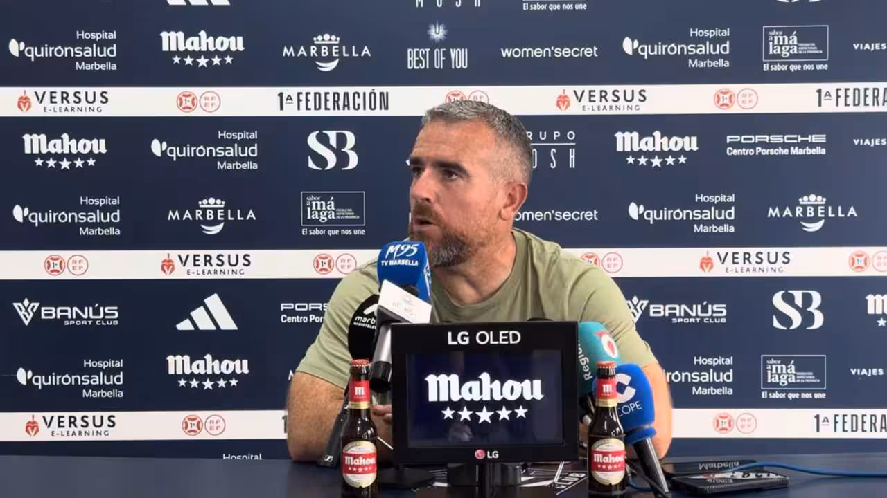 Javi Rey habla tras el empate sin goles de su equipo en Marbella/FOTO: FC CARTAGENA