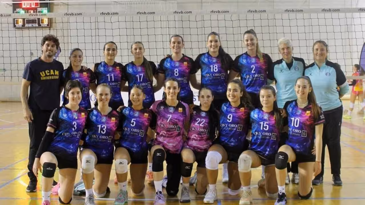 Imagen de archivo de las jugadores del cuadro algareño en un partido de est a campaña/Foto: Algar Surmenor