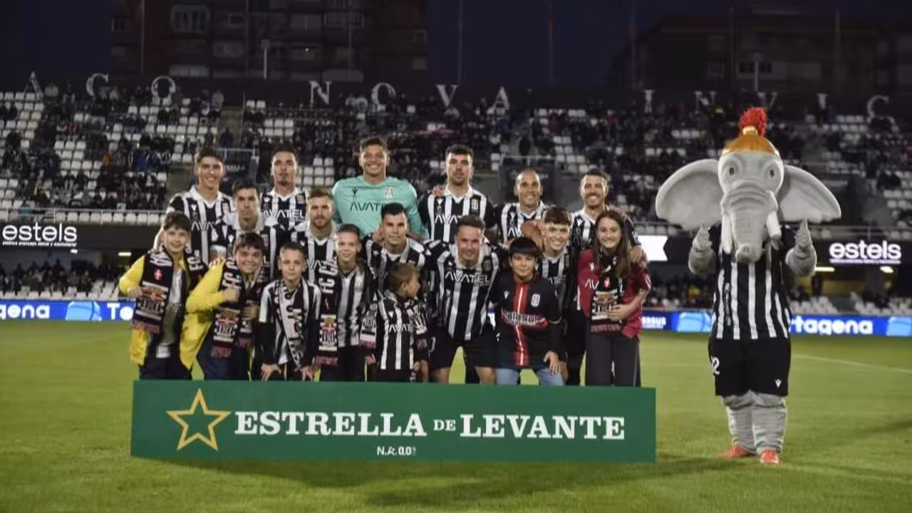 Alineación titular albinegra ante el Eldense, con las novedades de Perejón y Nacho Sánchez/Foto: FC CARTAGENA