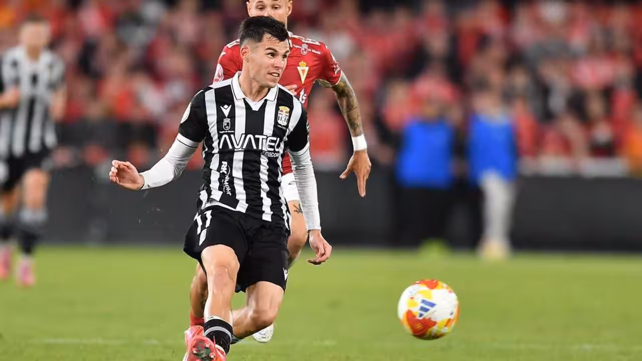 El equipo albinegro no fue capaz de superar a Gazzaniga en todo el encuentro/Foto: FC CARTAGENA