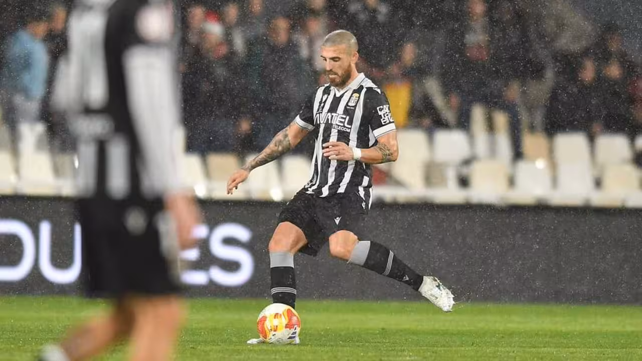 Fran V&eacute;lez en un partido de esta temporada en el Cartagonova/Foto: ANDY C&Eacute;SPEDES