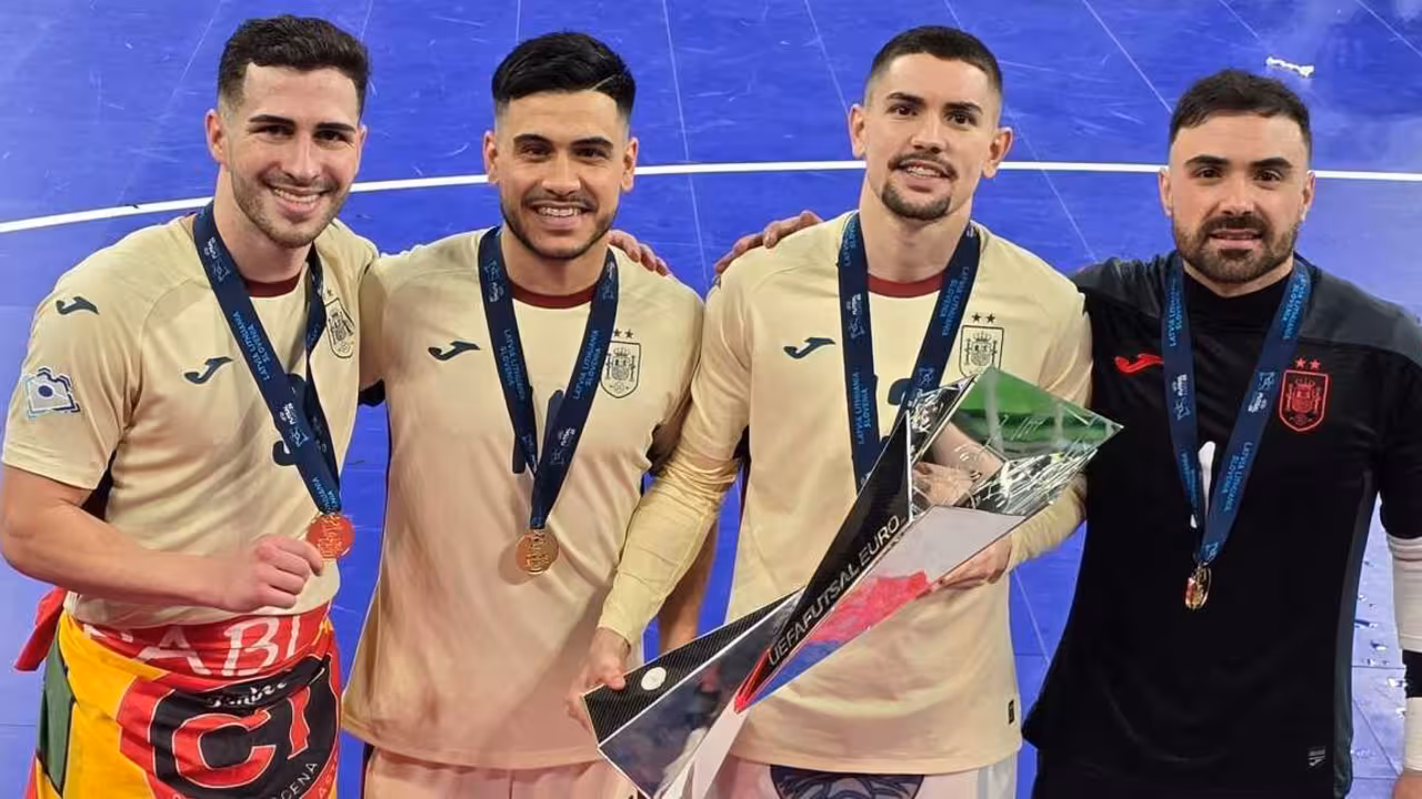 Hasta cuatro jugadores meloneros ayudaron al combinado nacional a lograr el Europeo/Foto: RFEF/JCT