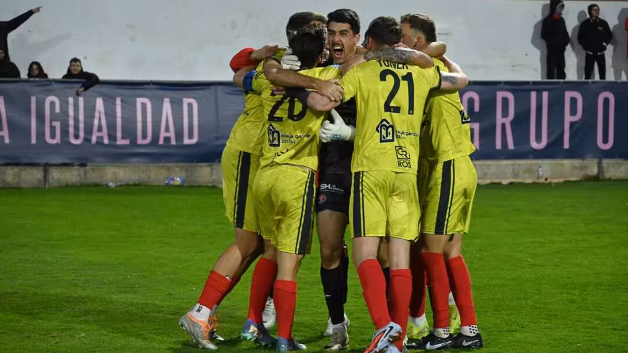 El equipo de Checa sigue mirando a los puestos de arriba en la clasificaci&oacute;n/Foto: DEPORTIVA MINERA