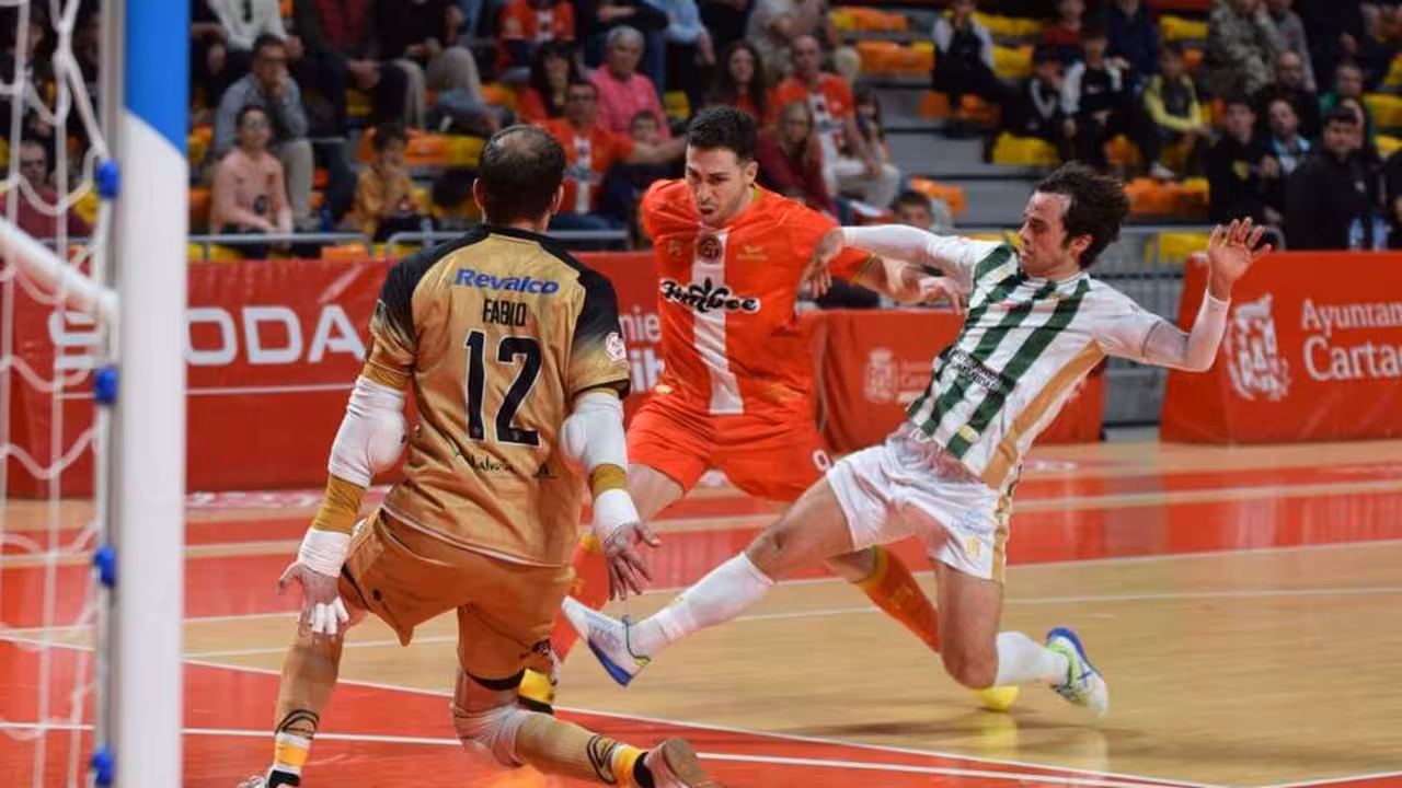 Los meloneros no fueron capaces de meter mano a un C&oacute;rdoba que se llev&oacute; la victoria en el &uacute;ltimo suspiro de encuentro/Foto: C&Oacute;RDOBA FUTSAL