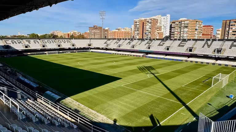 Aspecto del municipal Cartagonova horas antes del inicio del choque/Foto: FCC
