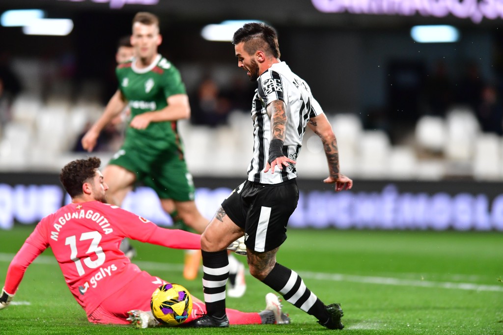 Álex Millán tuvo un mano a mano claro/Foto: FC Cartagena