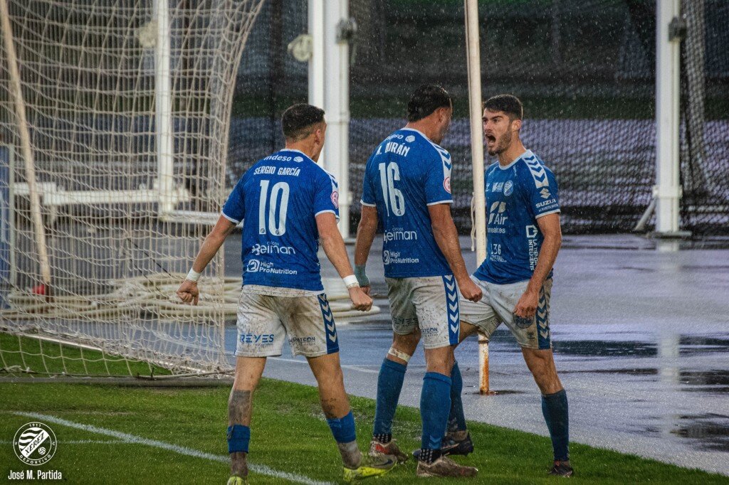 El Xerez Deportivo lograba una importante victoria la pasada jornada ante el filial nazarí/FOTO: JOSE M PARTIDA/XEREZ DEPORTIVO