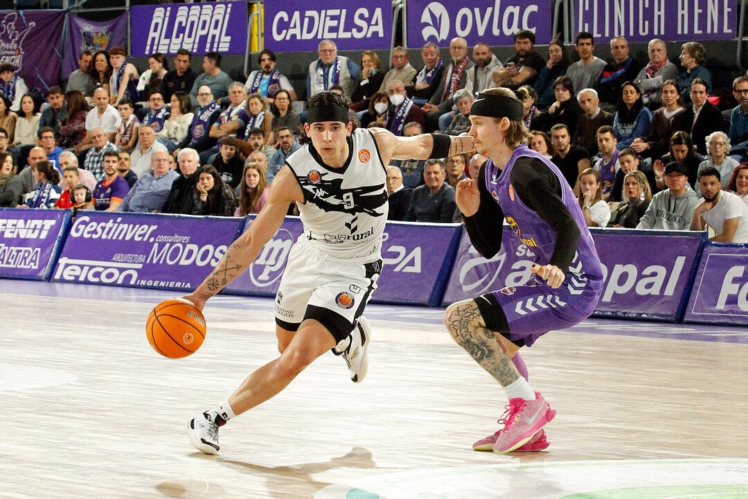 El Tizona Burgos caía duramente derrotado el pasado fin de semana en su visita a Palencia (102-79)/GUTB