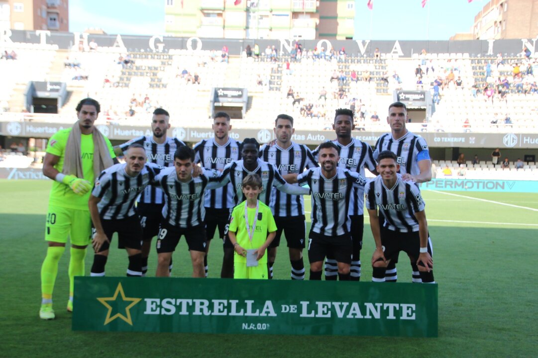 Formación inicial del Cartagena ante el Tenerife/FCC