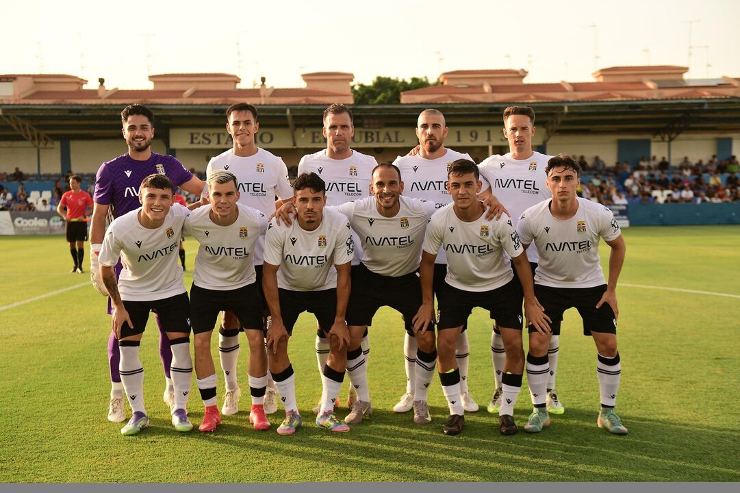 Once inicial del Cartagena ante el conjunto aguileño/Foto: FC CARTAGENA