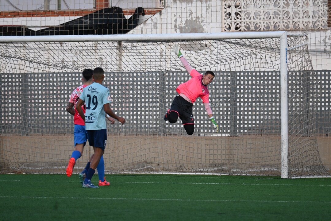 linares debut maritimo