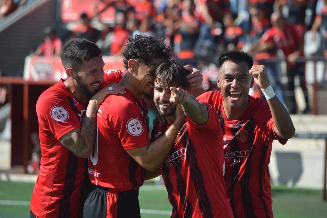 El Puente Genil se está mostrando como un equipo sólido como local, donde todavía no ha perdido ningún encuentro/Foto: SPG
