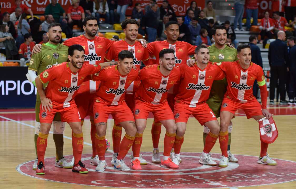 Los jugadores de Jimbee antes de empezar el partido/Foto: JIMBEE CARTAGENA