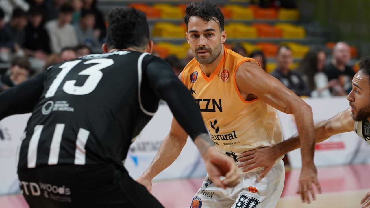 El conjunto cartagenero tiró de garra y se impuso al equipo burgalés en dos prórrogas/Foto: CB CARTAGENA