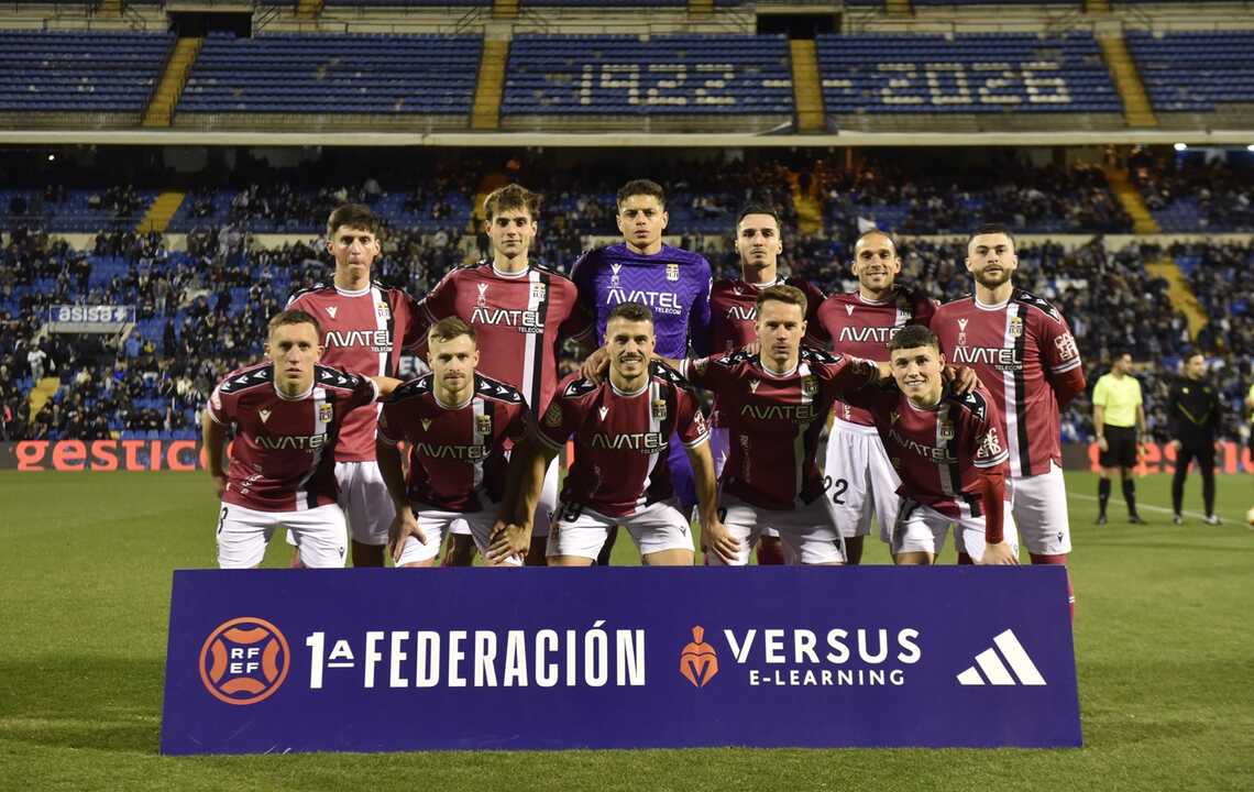El primer once de la era Guillén en el banquillo cartagenerista, con la vuelta de Lucho a la portería y el debut de Ebro como principales novedades/Foto: FC CARTAGENA